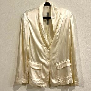 Raquel Allegra beautiful cream colored blazer